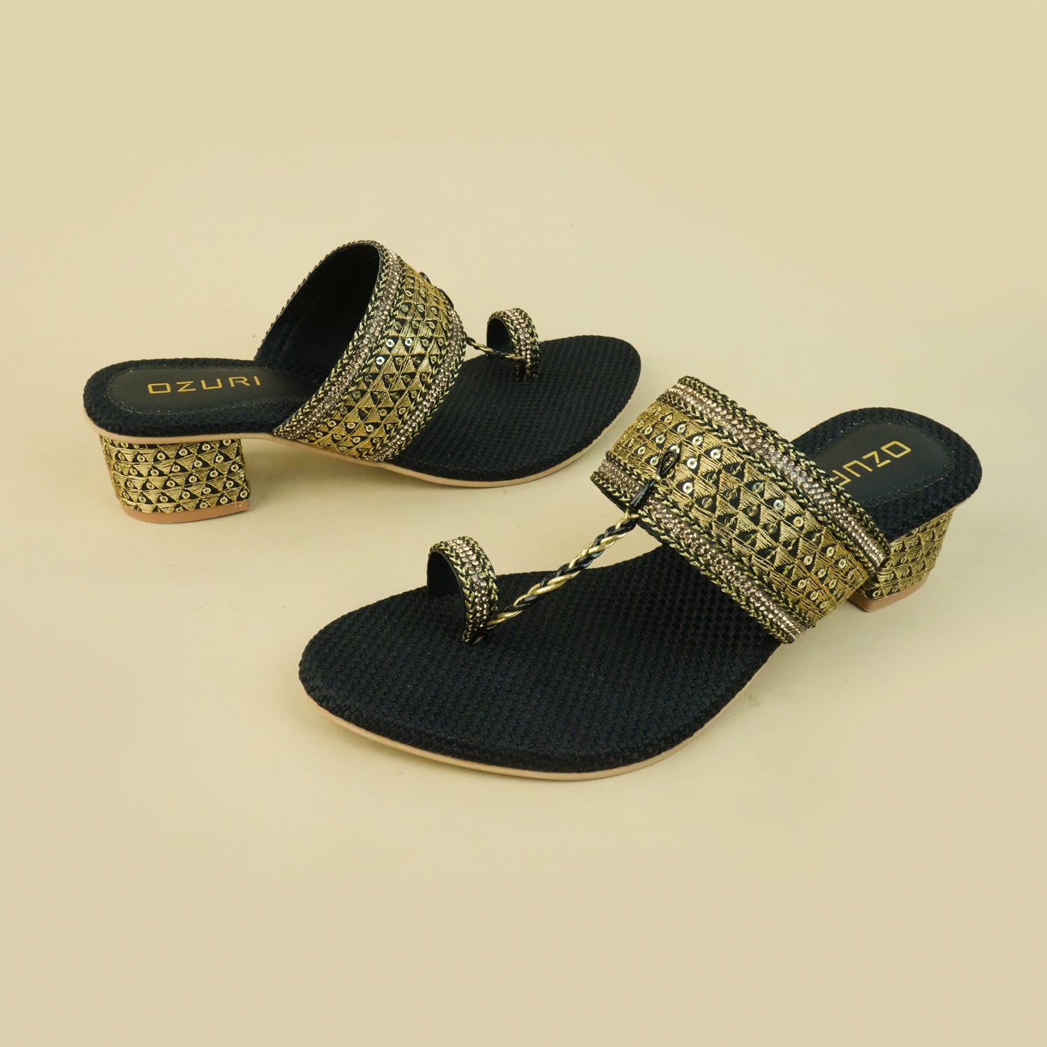 Veera Jute Kolhapuri