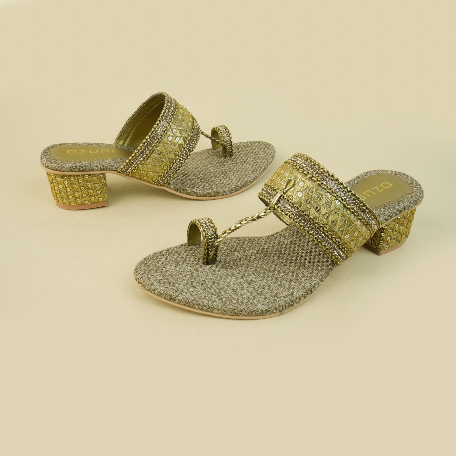 Veera Jute Kolhapuri