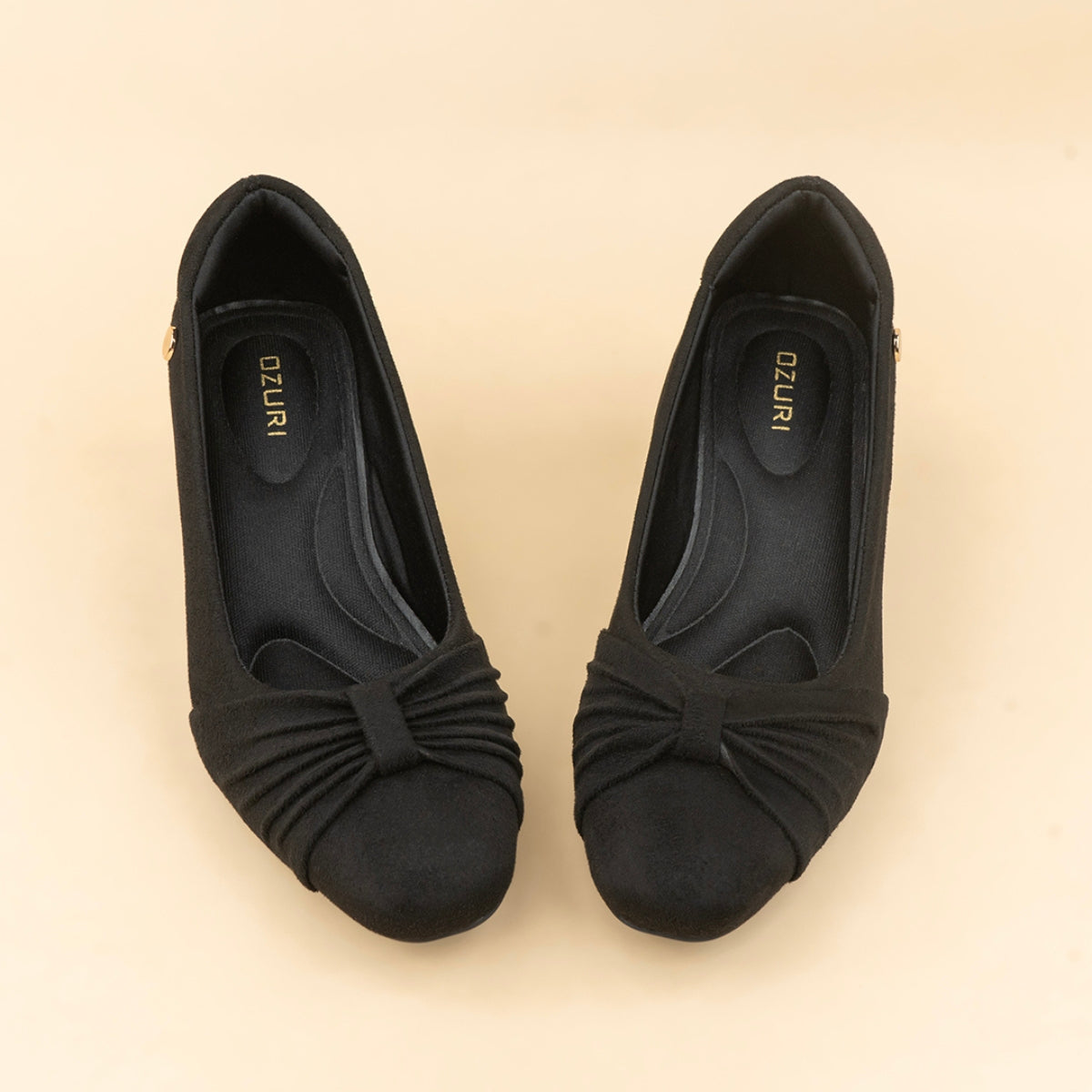 Penelope Velvet Pumps