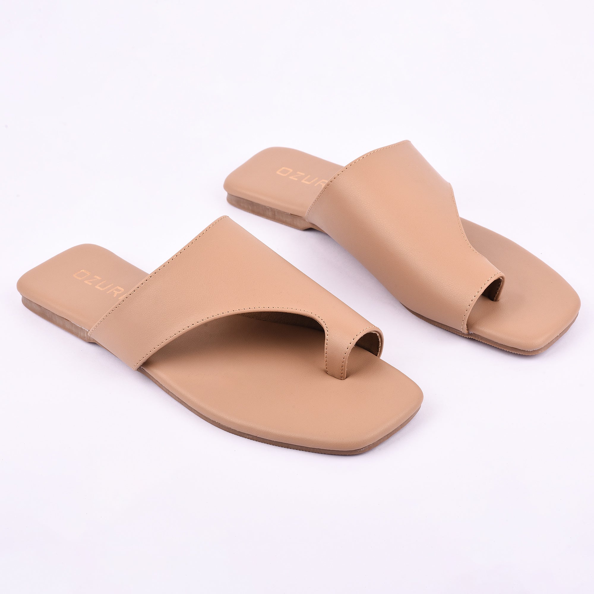 Modern Slip-On Toe Loop Flat Sandal for Women