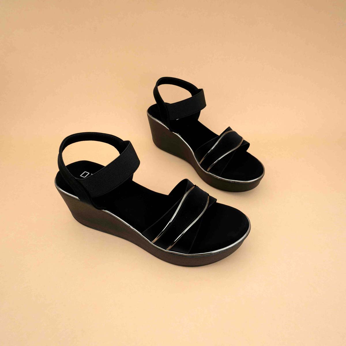 Akira Wedge Heels