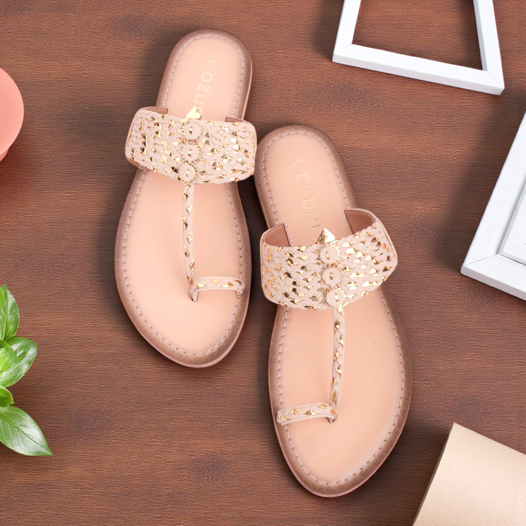 Embellished Handcrafted Toe Ring Flats for Women