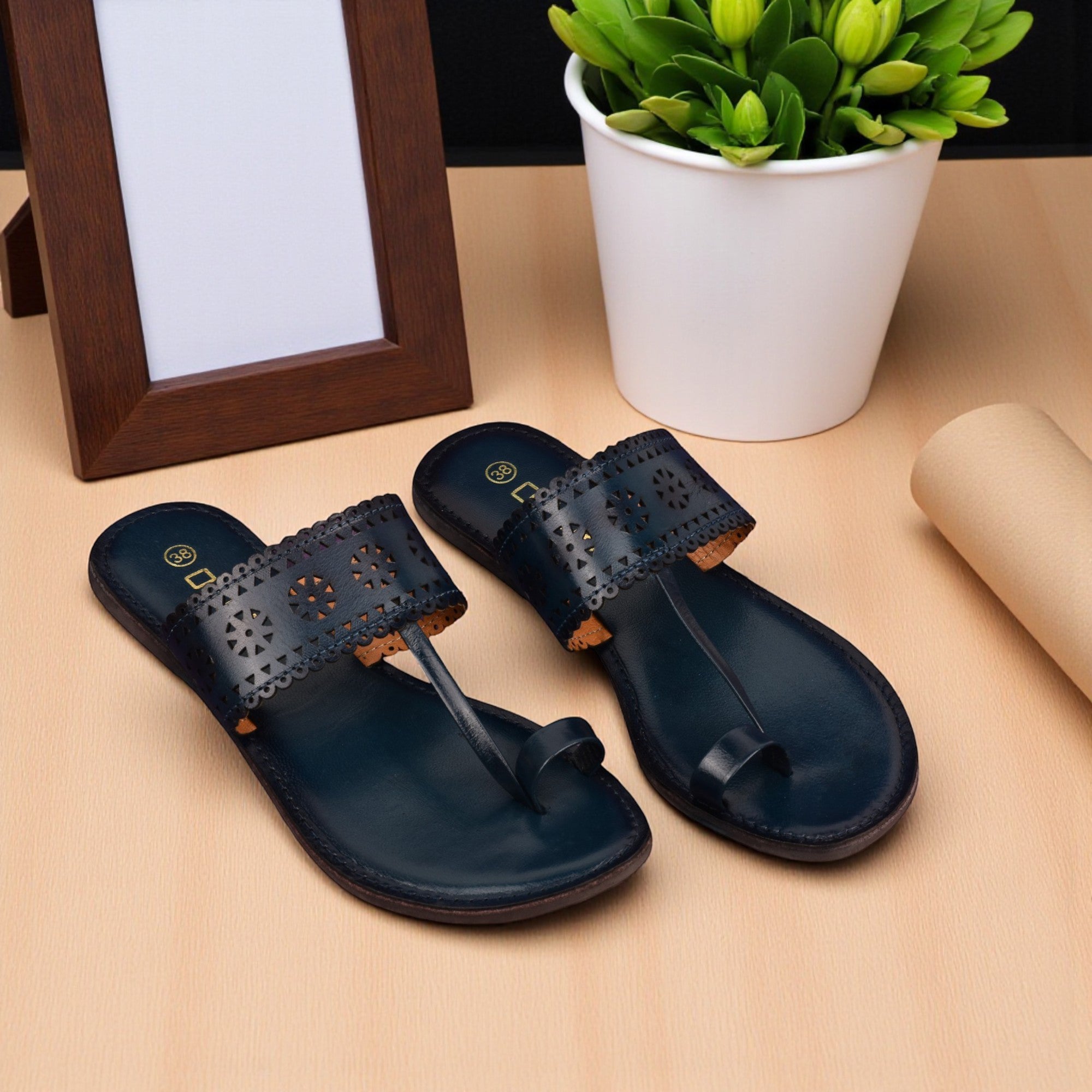 Ozuri Handcrafted Kolhapuri Flats for Women