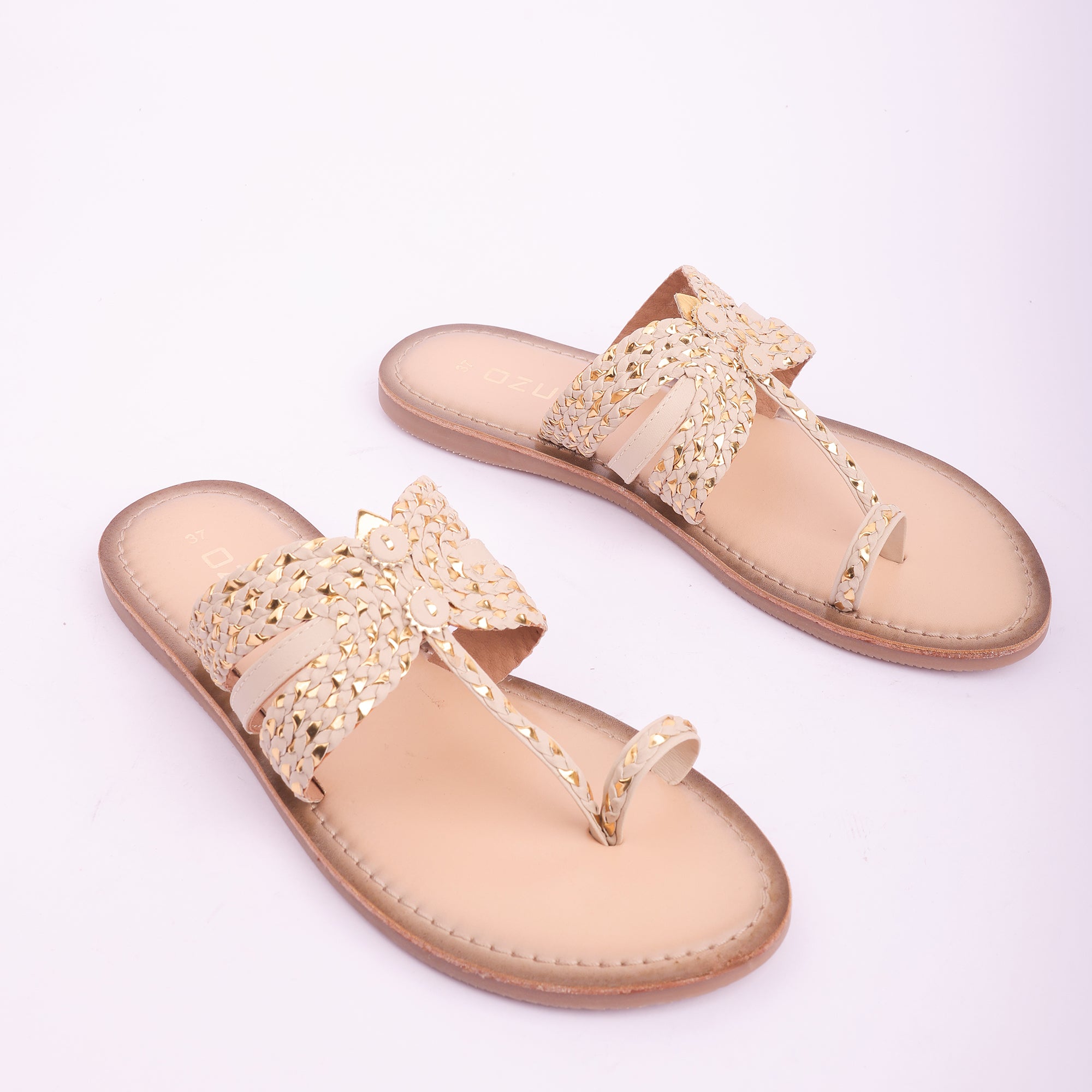 Embellished Handcrafted Toe Ring Flats for Women