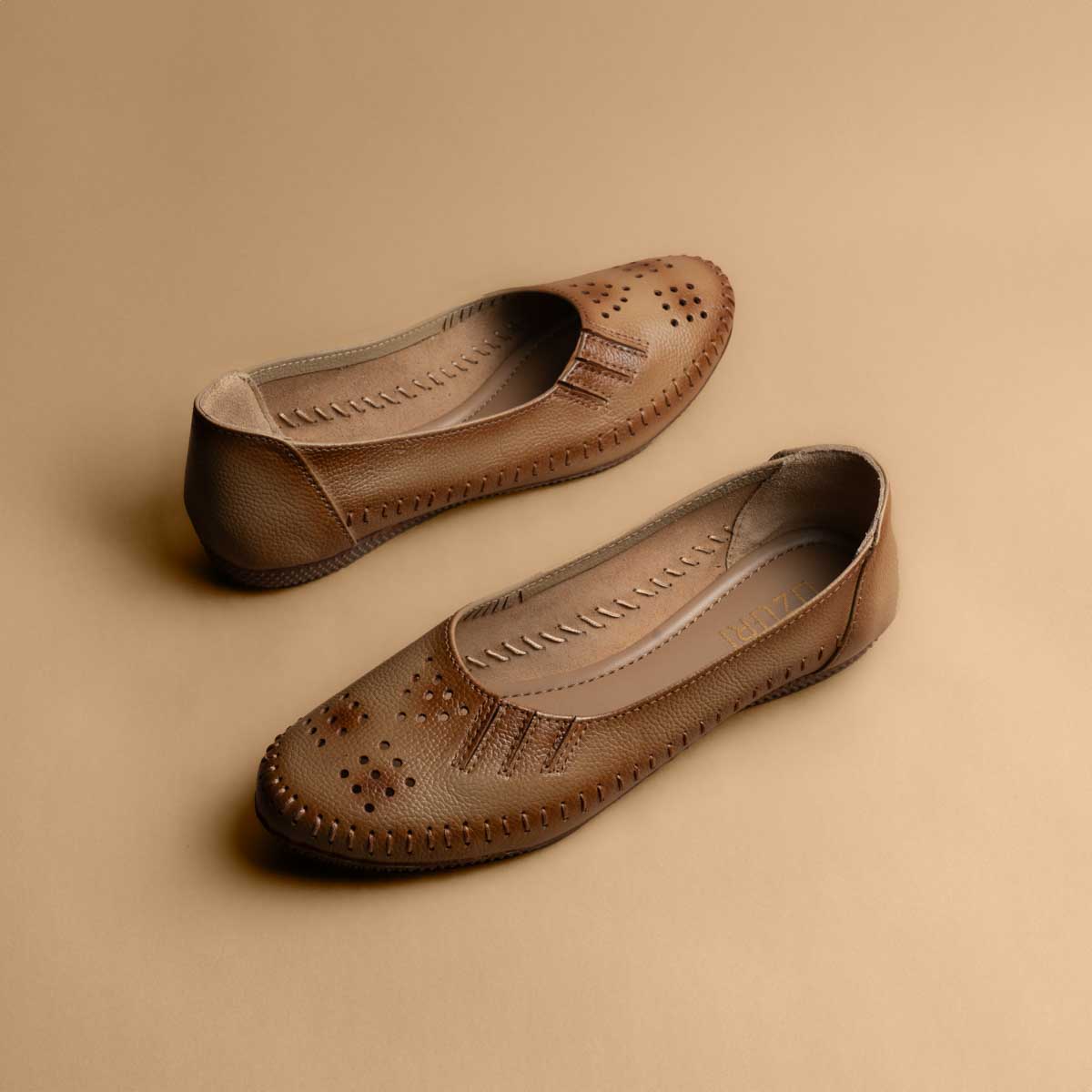 Yuka Leather Ballerinas