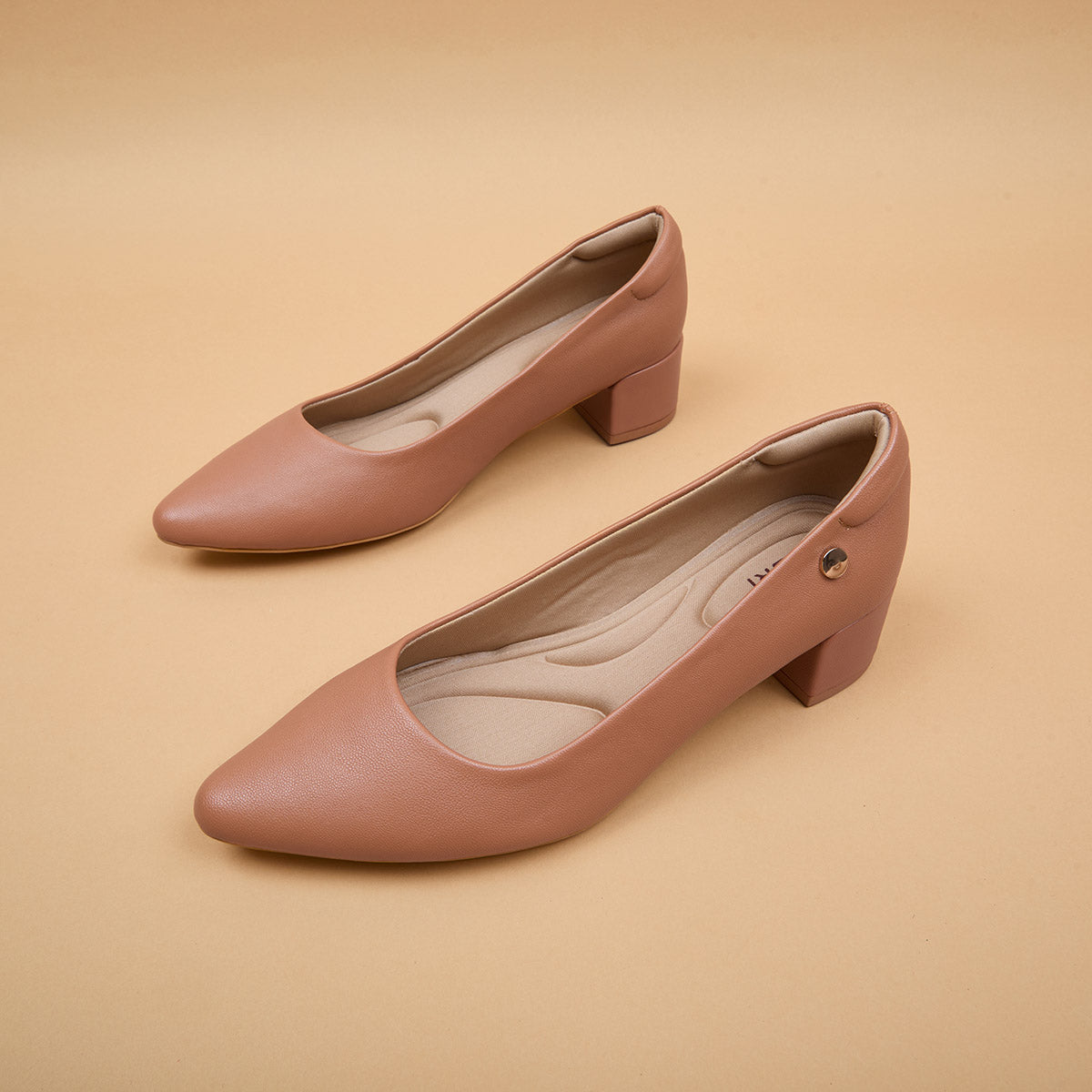 Noele Leather Pumps