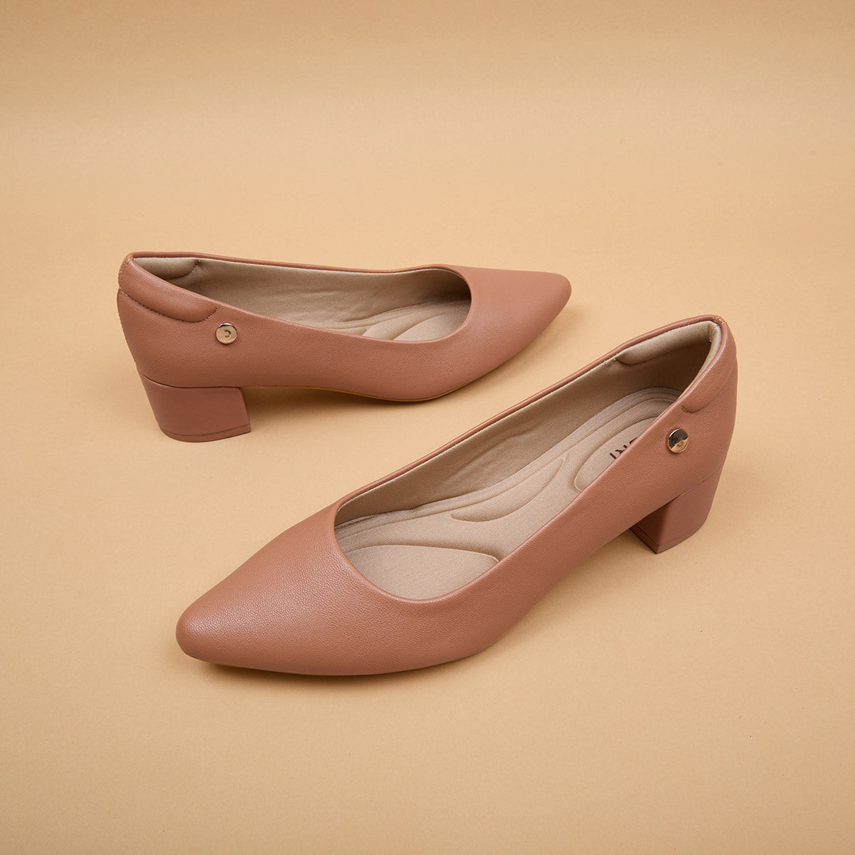 Noele Leather Pumps